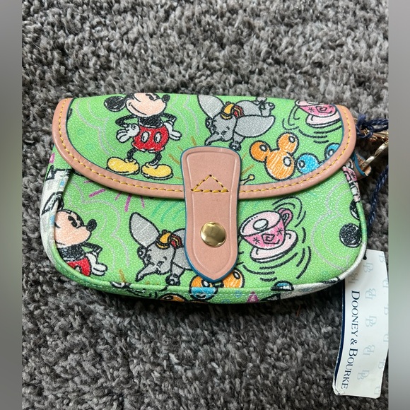 Disney Parks Dooney & Bourke Green Sketch Wristlet NWT Disney World Disneyland - Picture 2 of 8